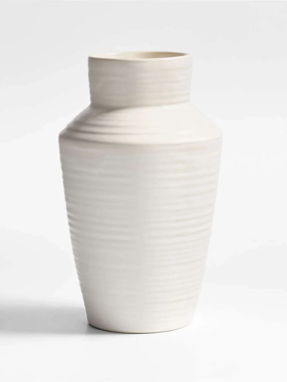 Crate&Barrel Cadeau Large White Stoneware Flower Vase 10
